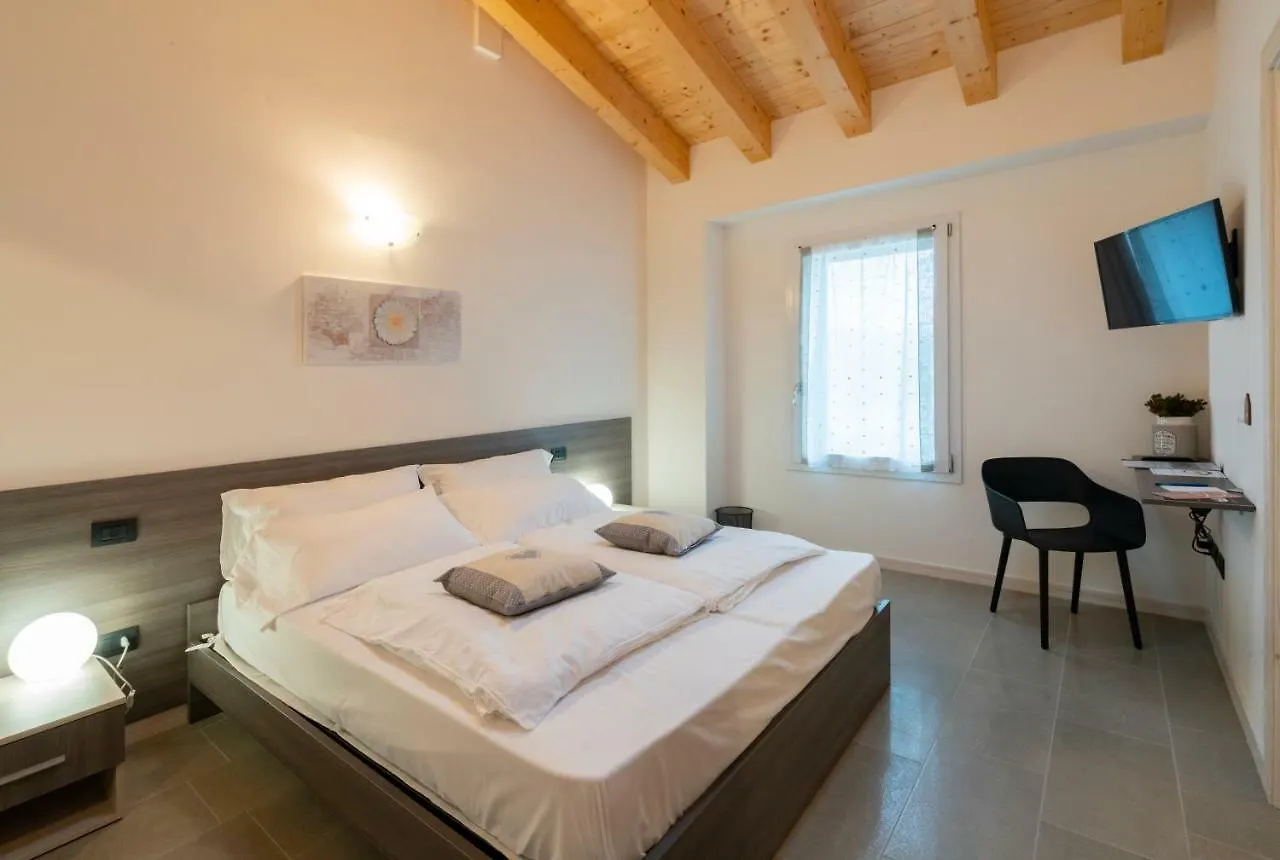 B&B Terrebianche Lavagno Bed & Breakfast